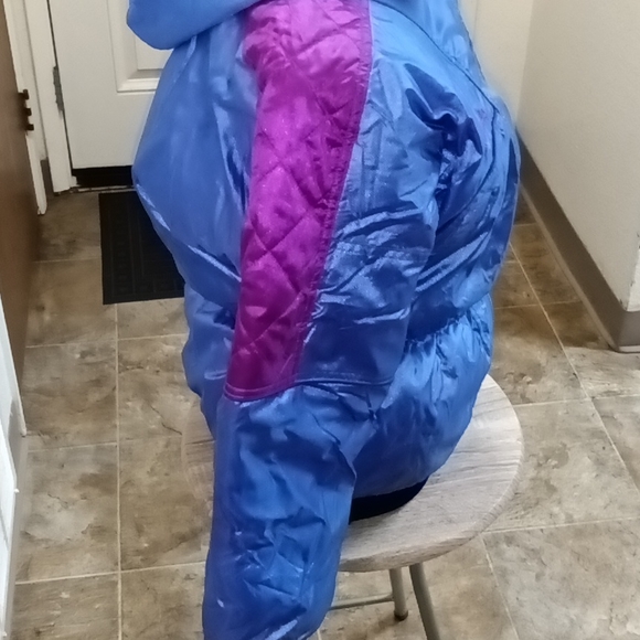 Columbia Jacket - Picture 4 of 10